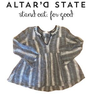 ALTAR’D STATE boho notch v-neck boho peasant pullover top size small NWOT